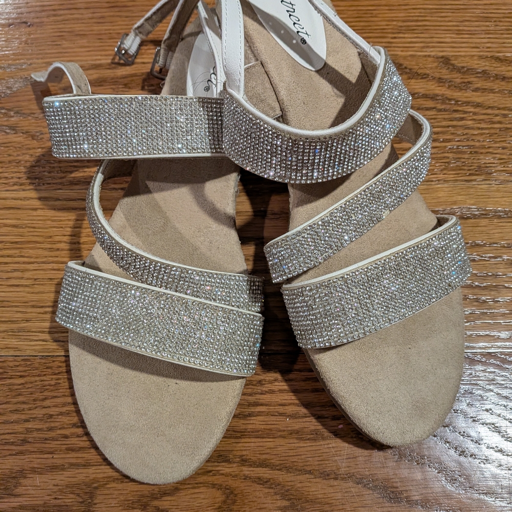 Easy Street Silver and Tan Strappy Sandals